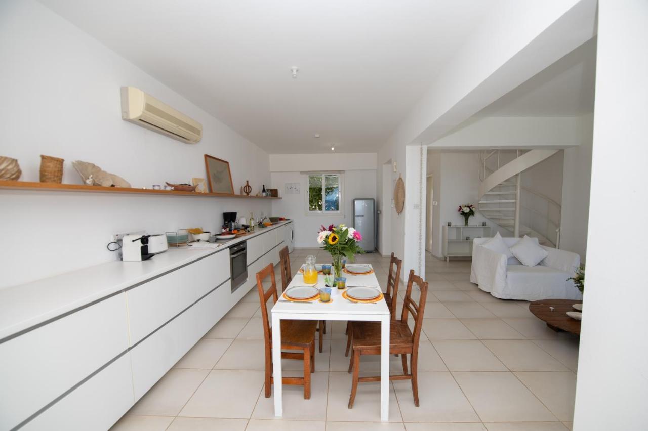 Jasmine Sea Front Villa بروتاراس المظهر الخارجي الصورة