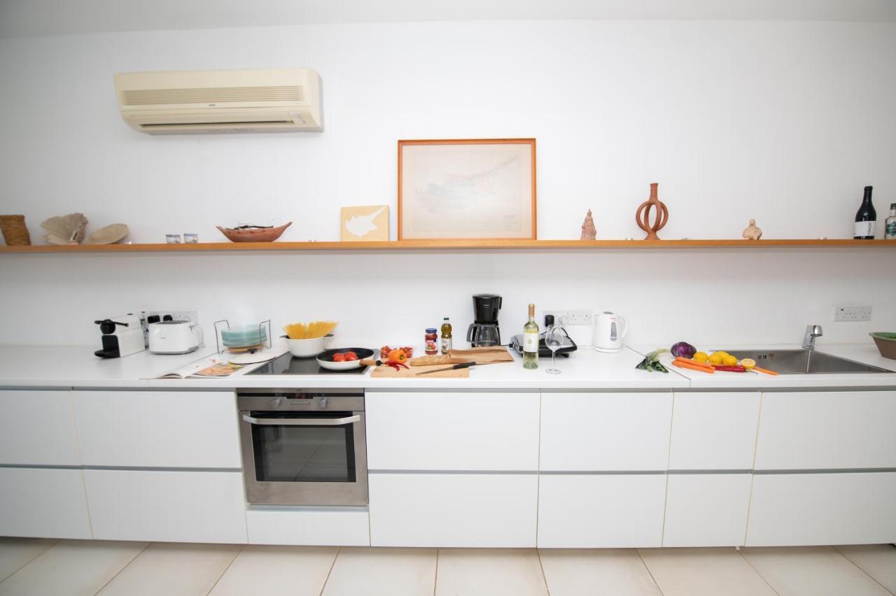 Jasmine Sea Front Villa بروتاراس المظهر الخارجي الصورة